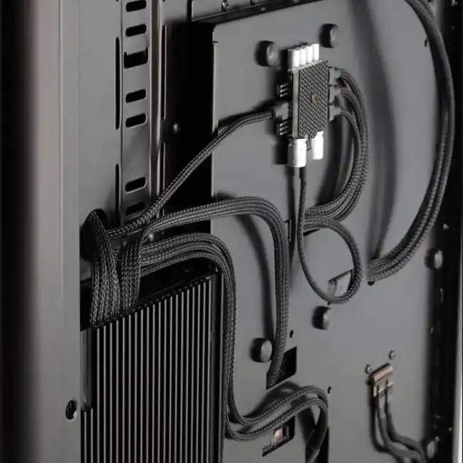 آموزش کامل کابل کشی صحیح کیس کامپیوتر برای بهبود جریان هوا و زیبایی