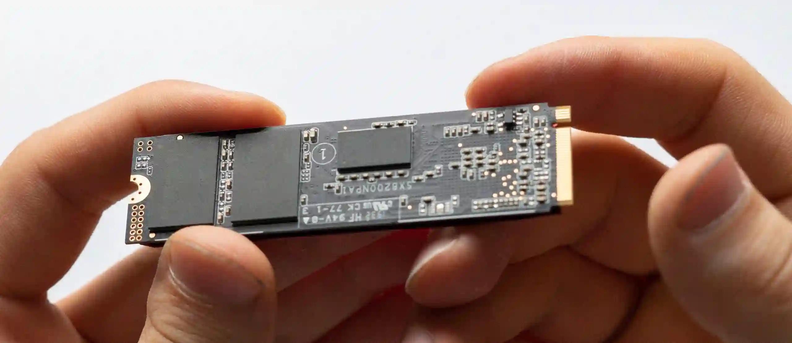 دلایل افزایش قیمت حافظه NAND و افزایش قیمت حافظه SSD